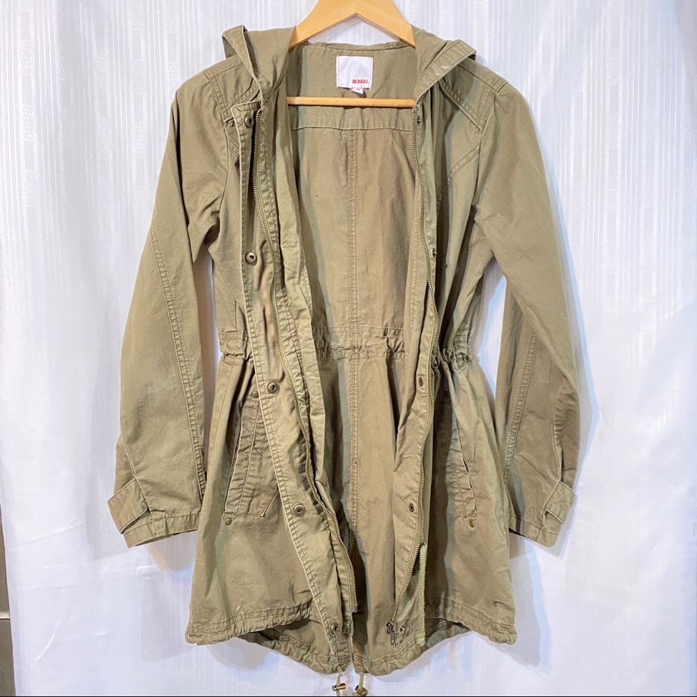 Olive green coat! Size medium